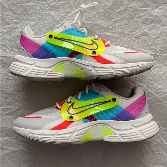 NWT Nike Alphina 5000 shoes - Picture 4 of 8